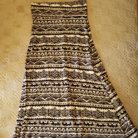 Boho/tribal maxi skirt - Picture 1 of 4